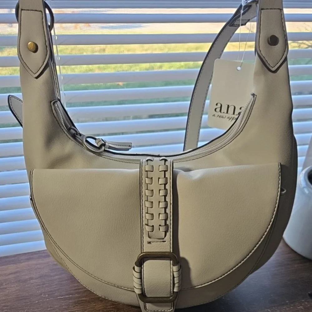 A.N.A. A New Approach Cream Crossbody Shoulder Bag Adjustable Strap NWT‎